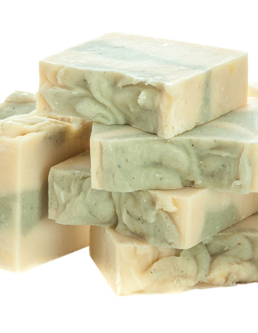 Homemade natural craft soap with white kaolin and fir needle oil photo made by Steel-mastery.com