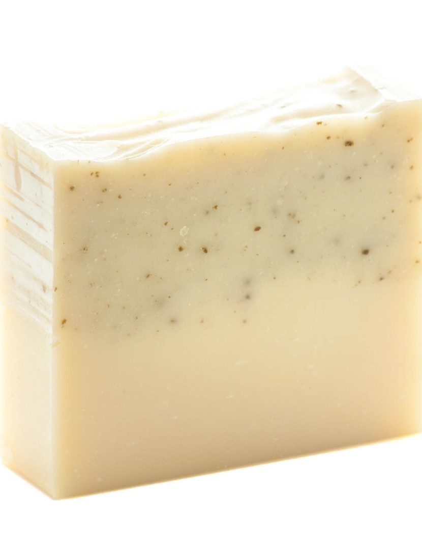 Homemade natural craft soap with peppermint oil and blue clay photo made by Steel-mastery.com