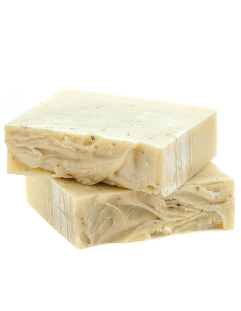 Homemade natural craft soap with peppermint oil and blue clay photo made by Steel-mastery.com