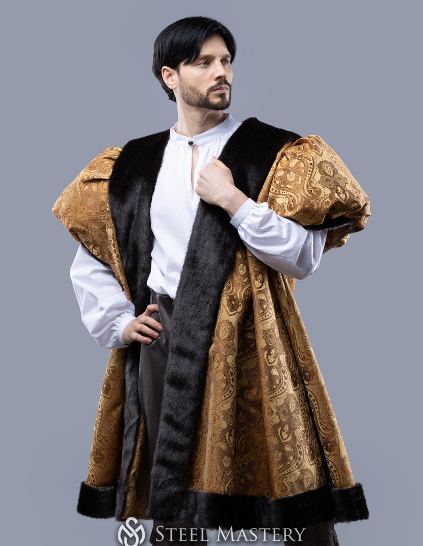 Fur Schaube – Renaissance Noble Coat photo made by Steel-mastery.com