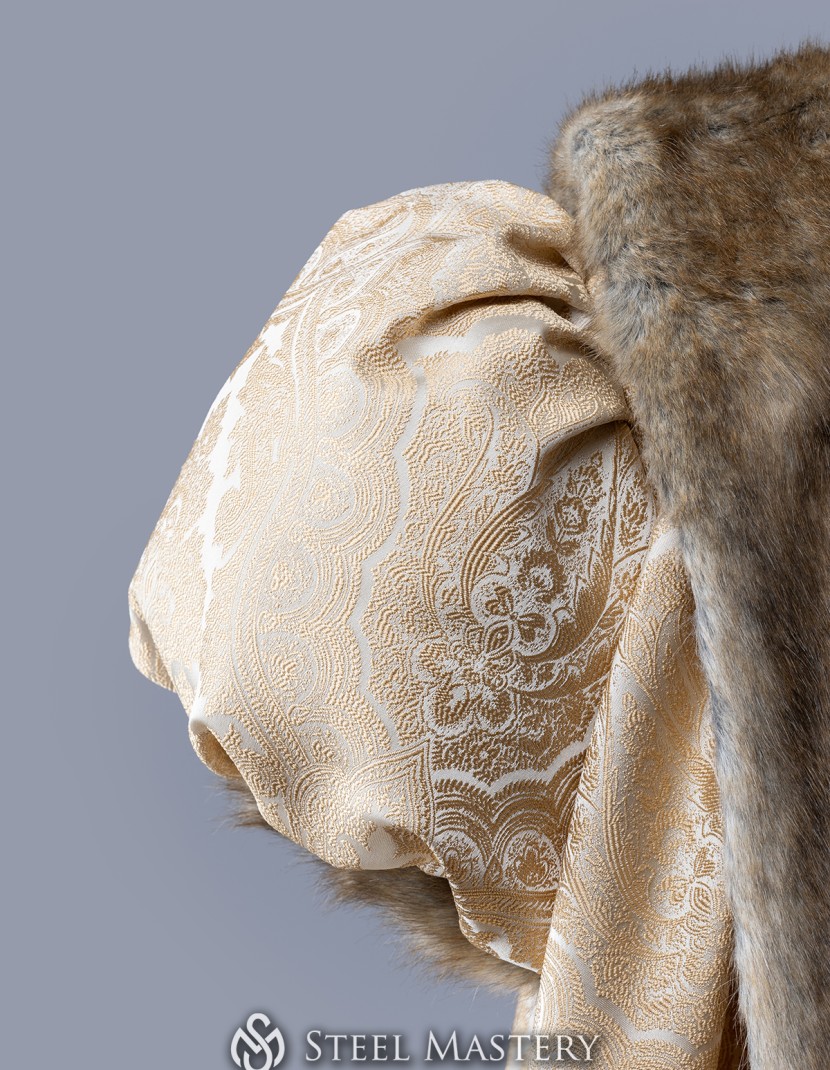 Fur Schaube – Renaissance Noble Coat photo made by Steel-mastery.com