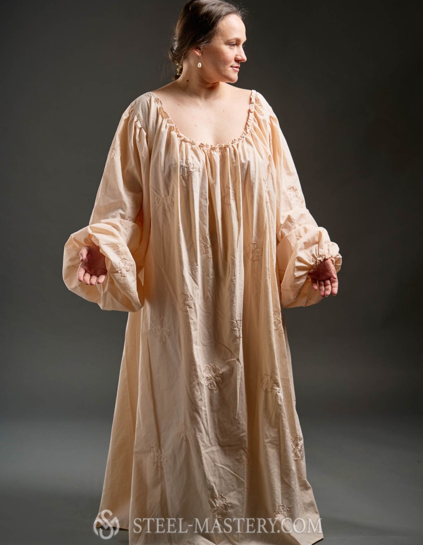 Proto-Renaissance Italian Dress, late XVth century  photo made by Steel-mastery.com