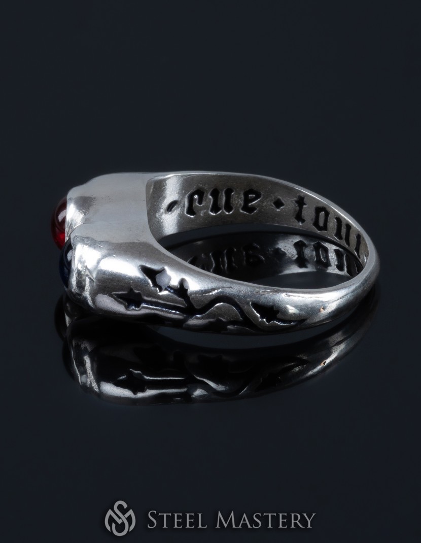 Medieval ring with two gems and inscription "Due tout mon coer" ("With all my heart"). France or England, 15th century photo made by Steel-mastery.com