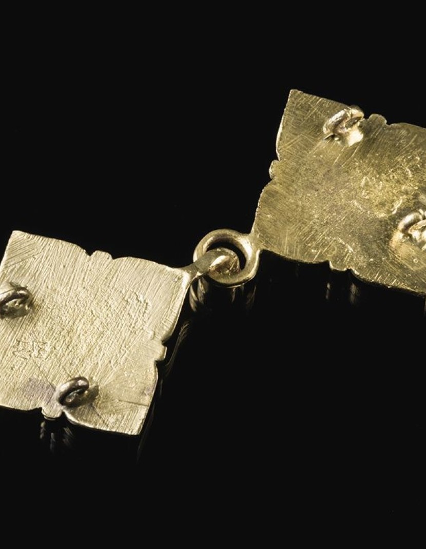 Decorative caftan fastener, X century photo made by Steel-mastery.com