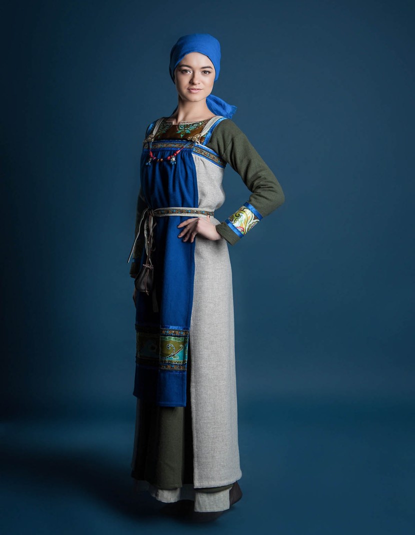 Women's viking outfit "Freyja style" photo made by Steel-mastery.com