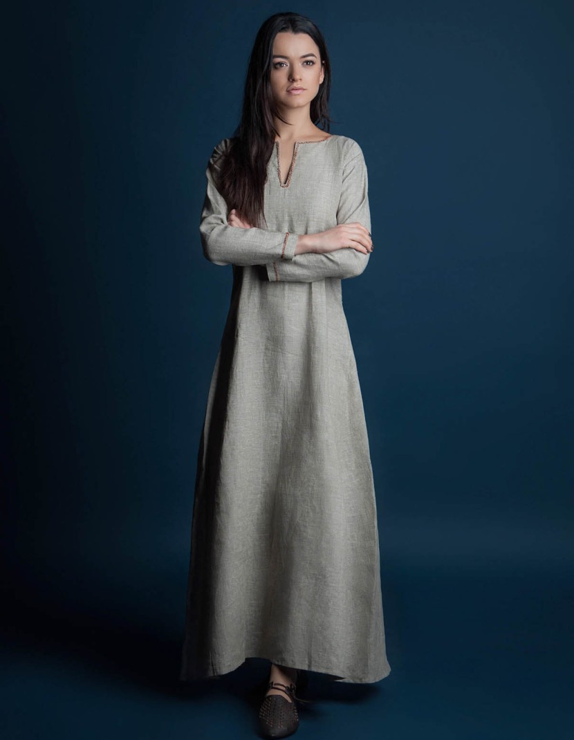 Women's viking outfit "Freyja style" photo made by Steel-mastery.com