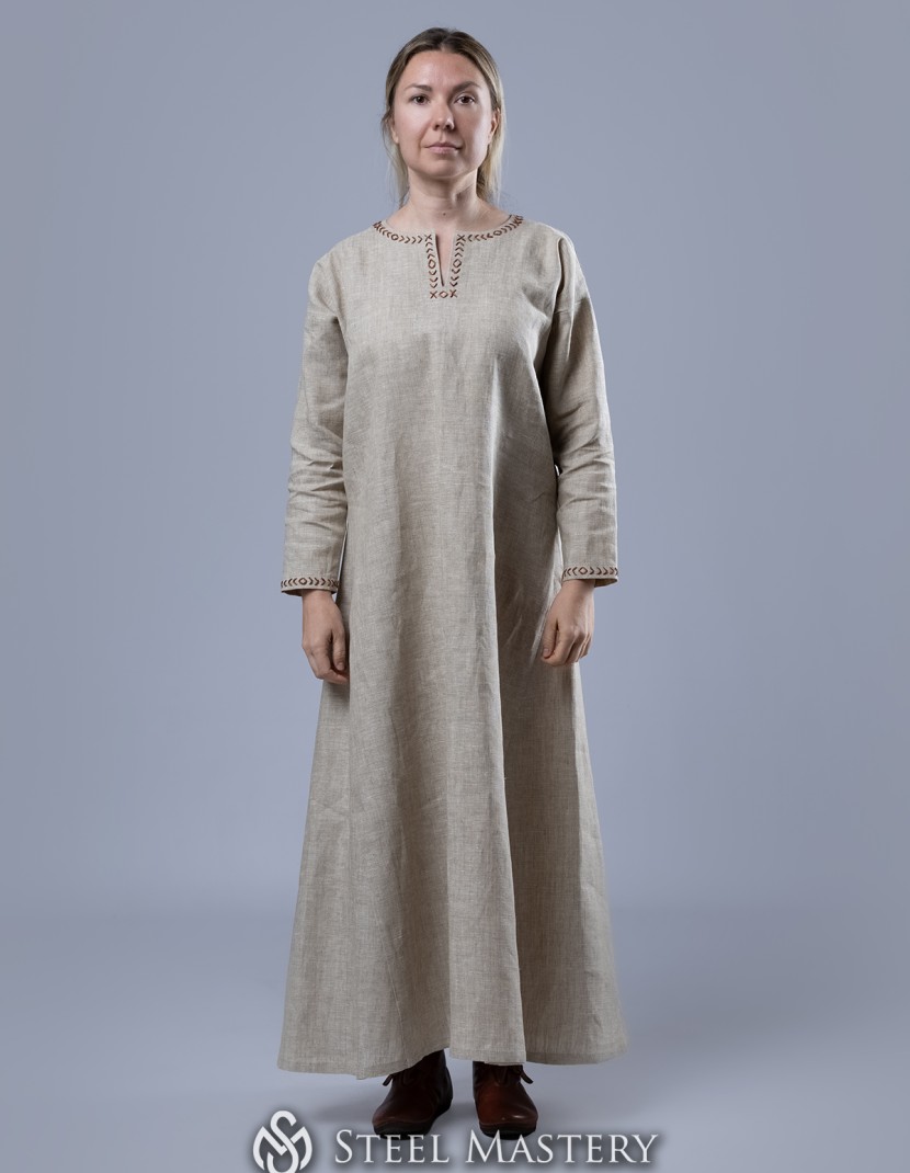 Scandinavian viking outfit "Sigyn style" photo made by Steel-mastery.com