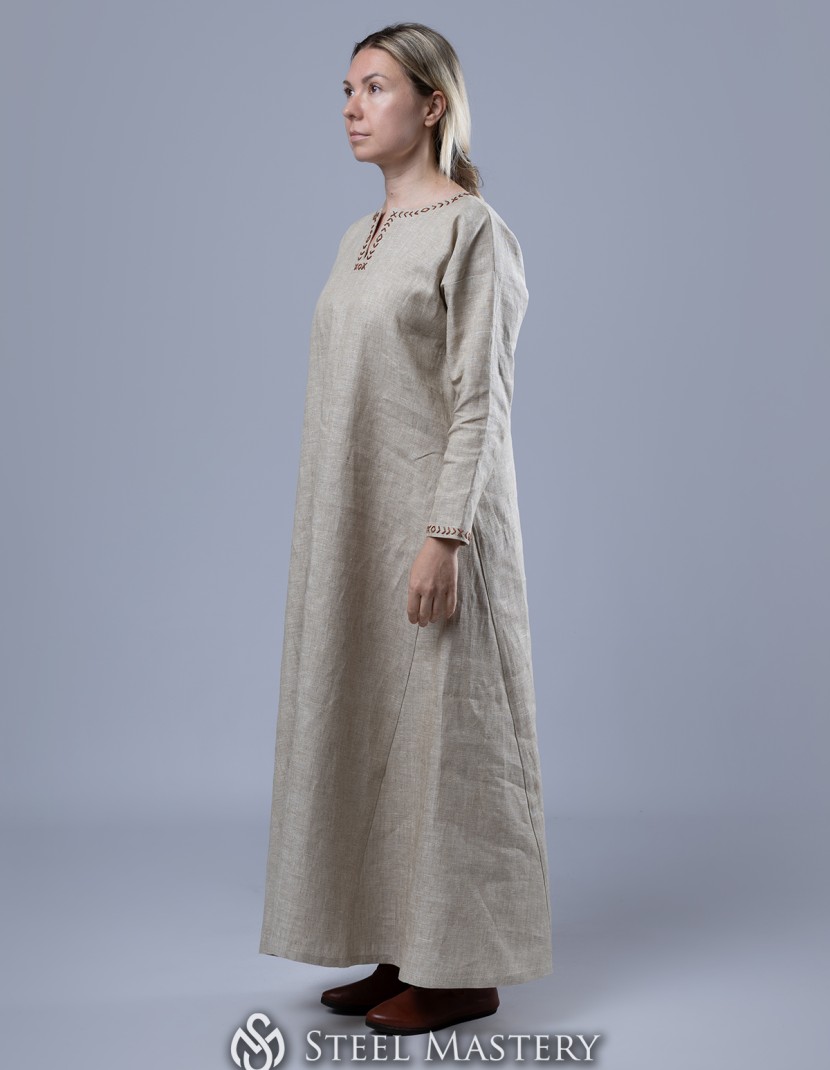 Scandinavian viking outfit "Sigyn style" photo made by Steel-mastery.com