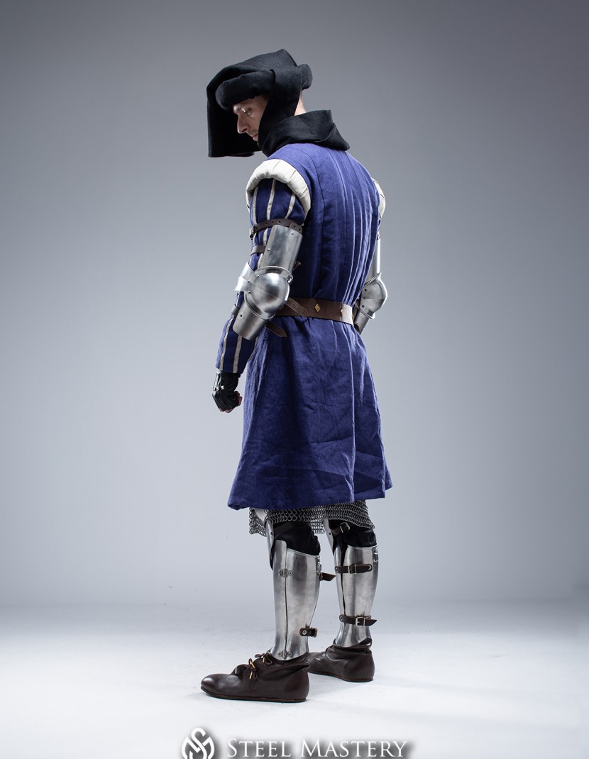 Vernon Roche's Blue Stripes Combat Gambeson (world of "The Witcher 3: Wild Hunt) photo made by Steel-mastery.com