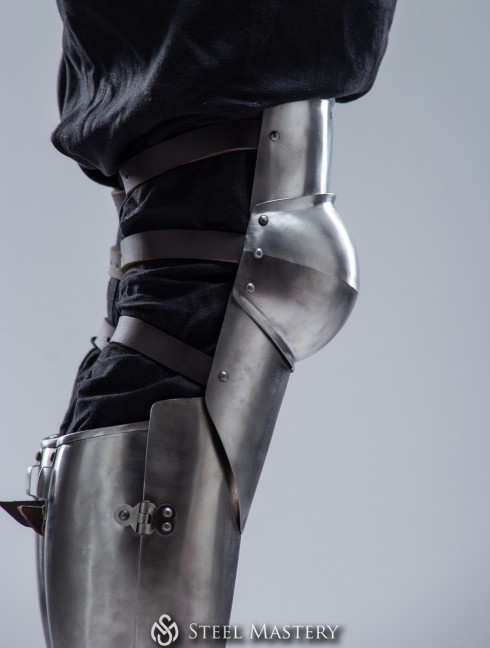 Vernon Roche's Plate Greaves with knees (world of "The Witcher 3: Wild Hunt)