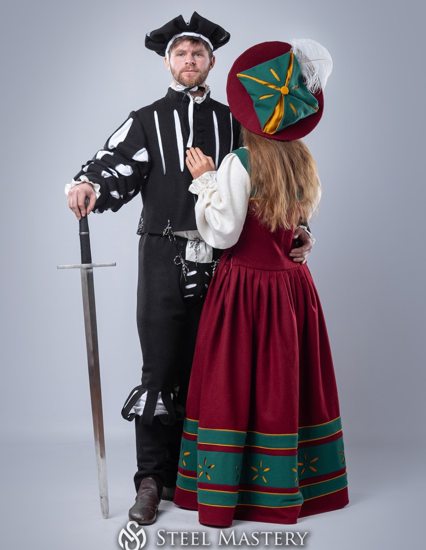 Women's Landsknecht costume photo made by Steel-mastery.com
