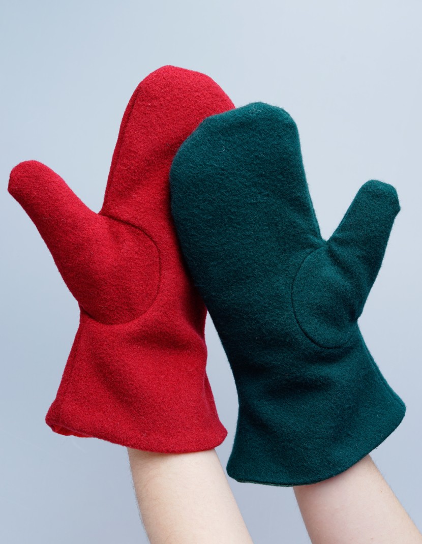 Medieval Woolen Mittens  photo made by Steel-mastery.com
