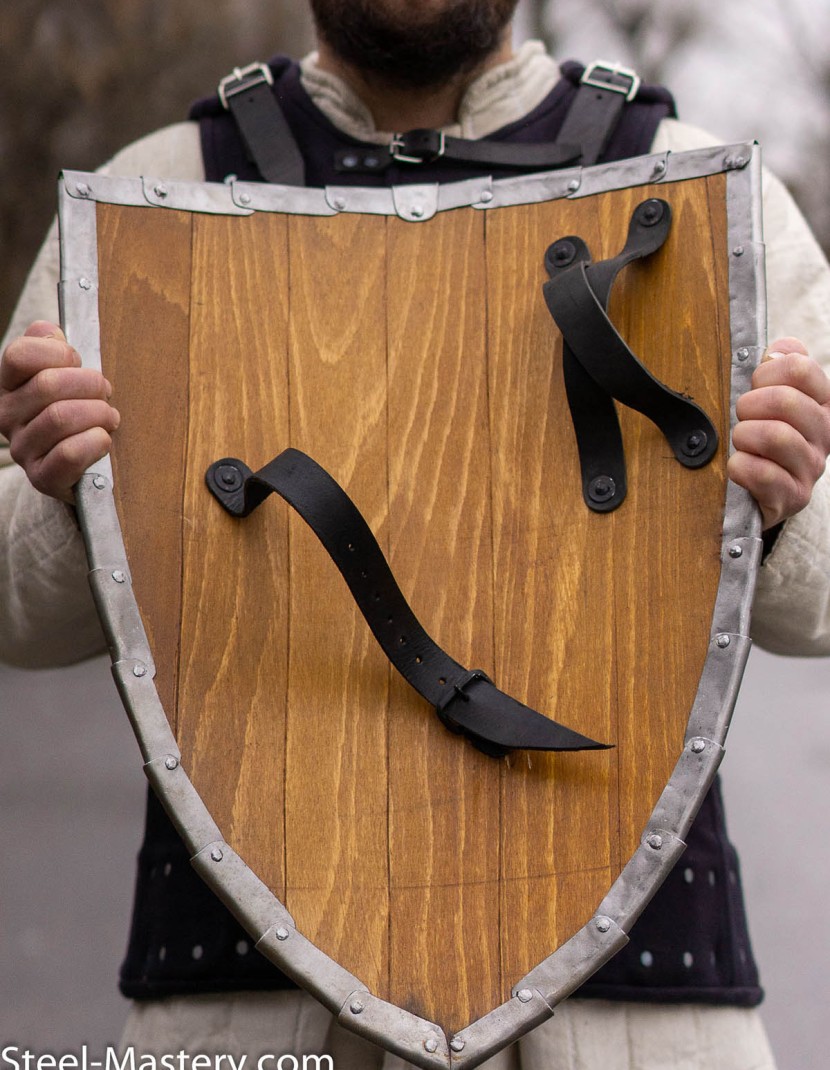 Triangle shield for reenactors and SCA photo made by Steel-mastery.com