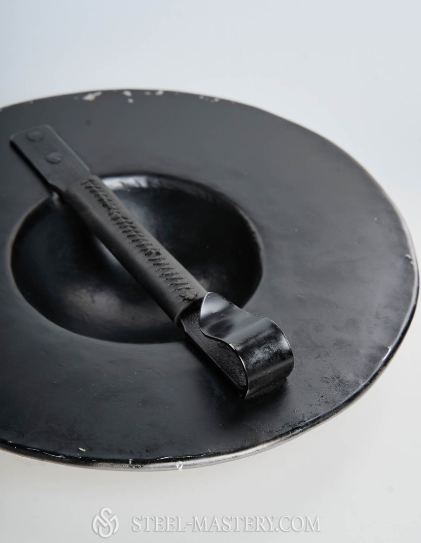 MEDIEVAL STEEL SHIELD BUCKLER  photo made by Steel-mastery.com