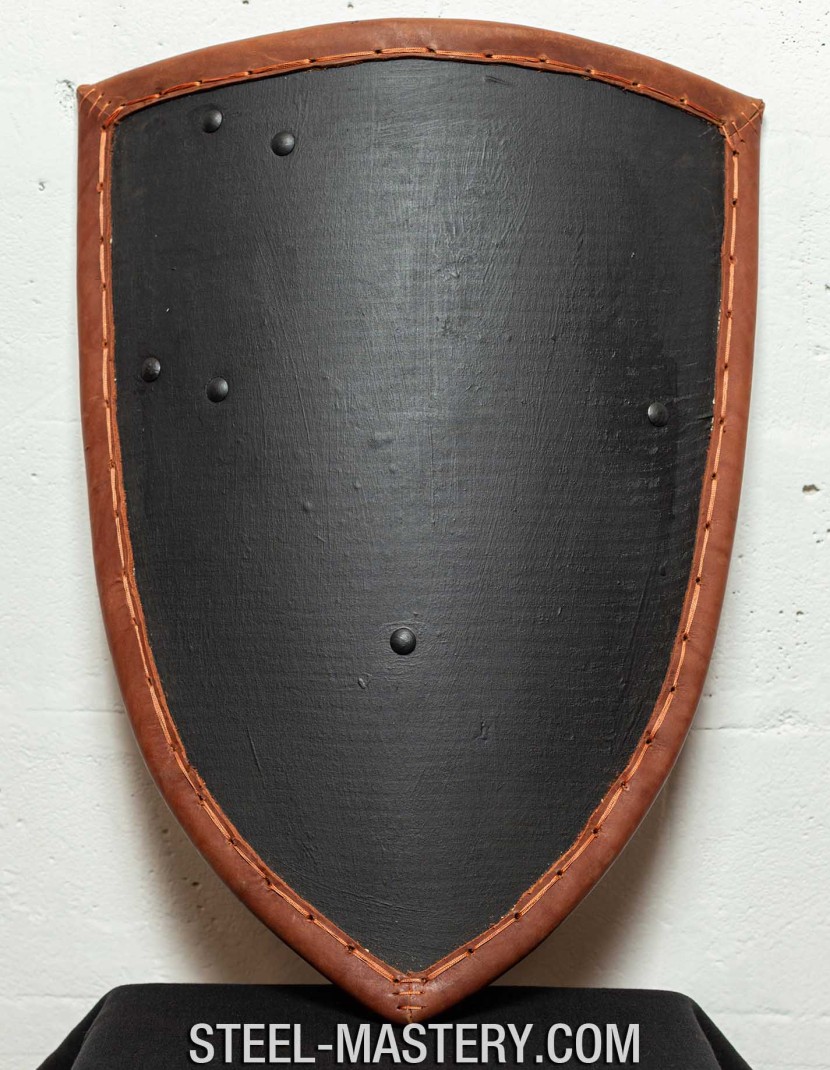 Medieval shield with leather edge photo made by Steel-mastery.com