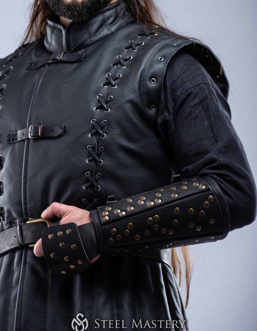 The Witcher: Season 3  Geralt's outfit cosplay photo made by Steel-mastery.com