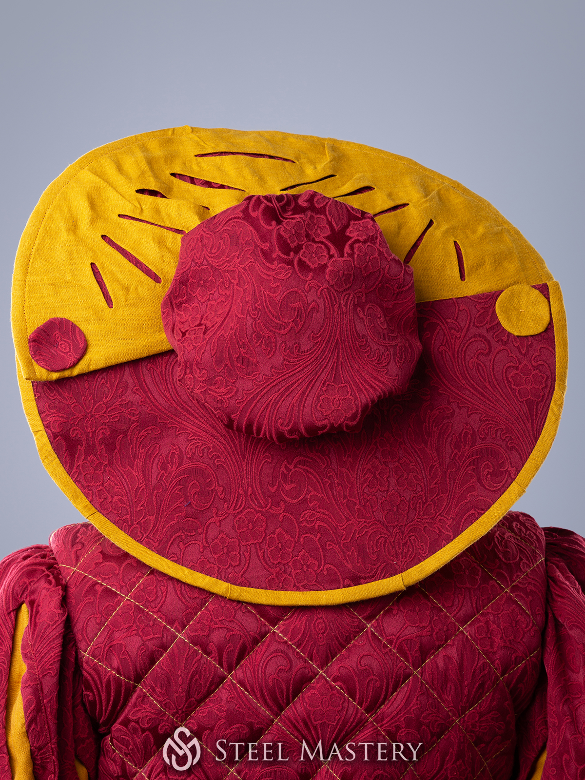 Hat: with cuts on brim