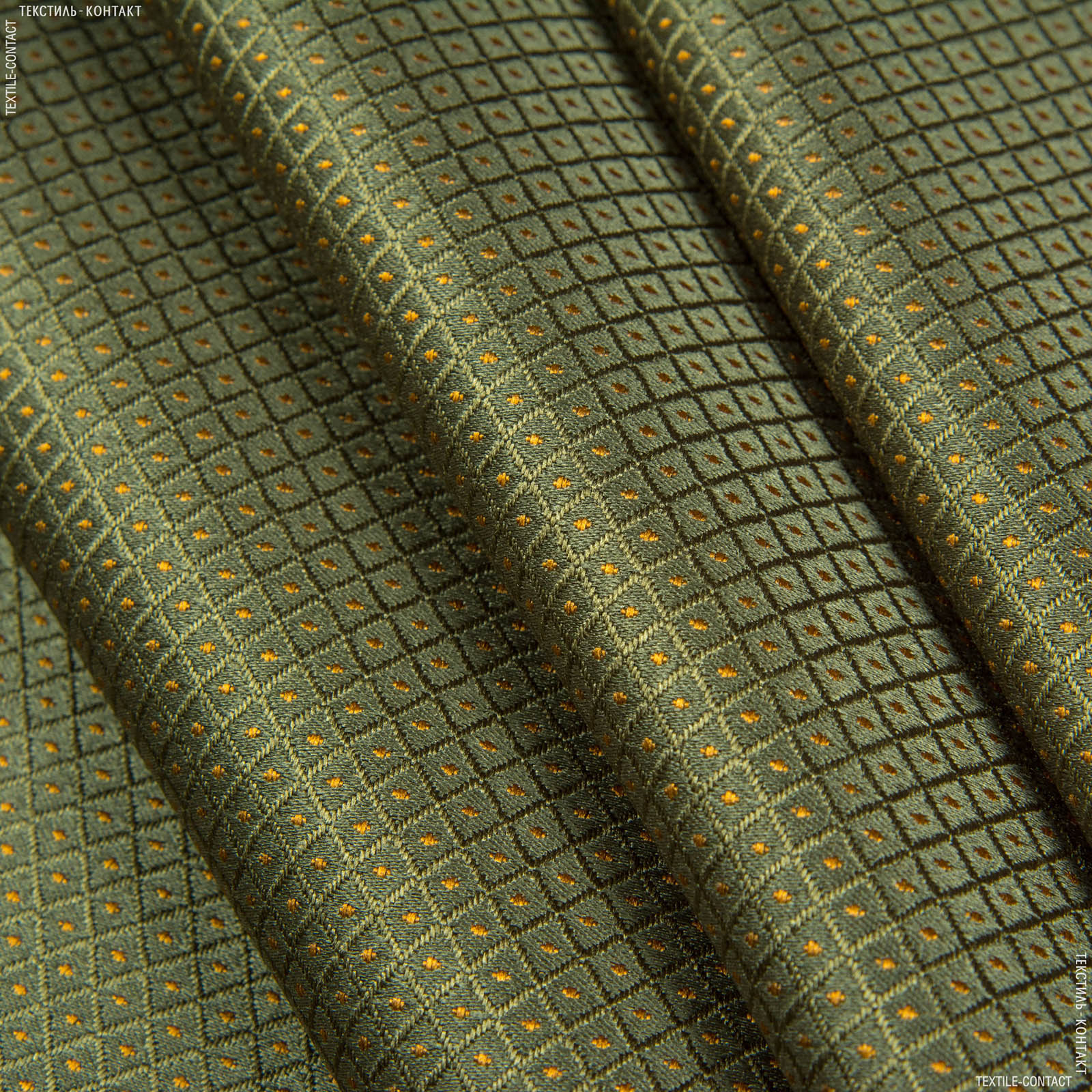 Color for pattern fabric: Diamond green