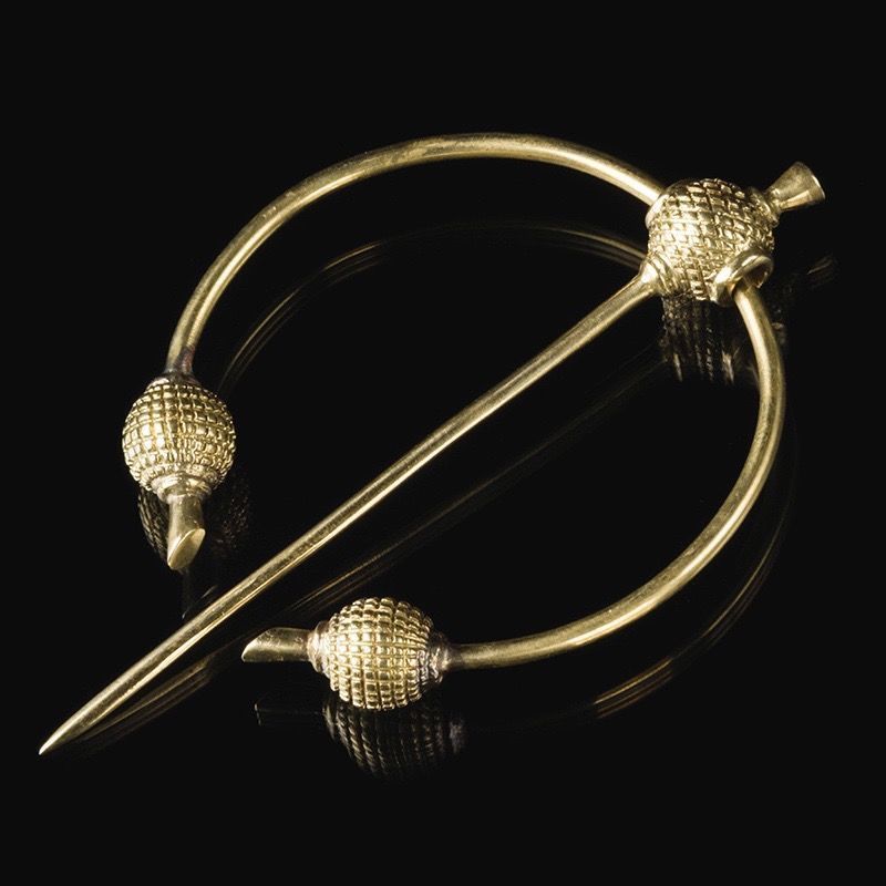 Fibulas: Viking fibula (70 mm)