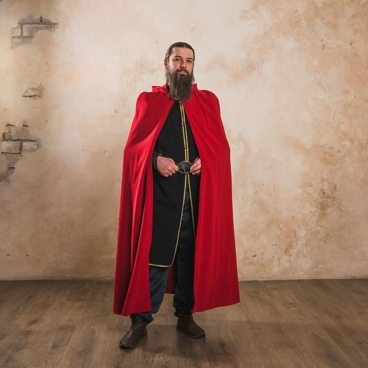 medieval cloaks and capes
