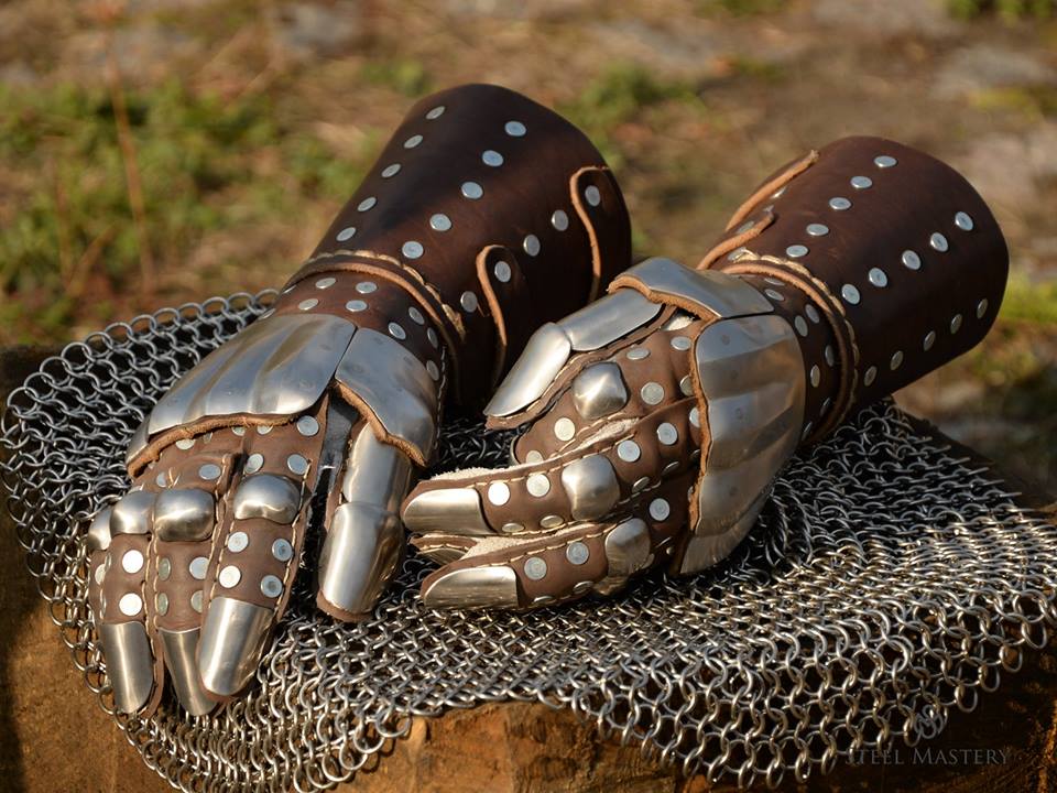 Brigandine Gauntlets, Medieval Mittens — Brigandine Armor | Steel Mastery