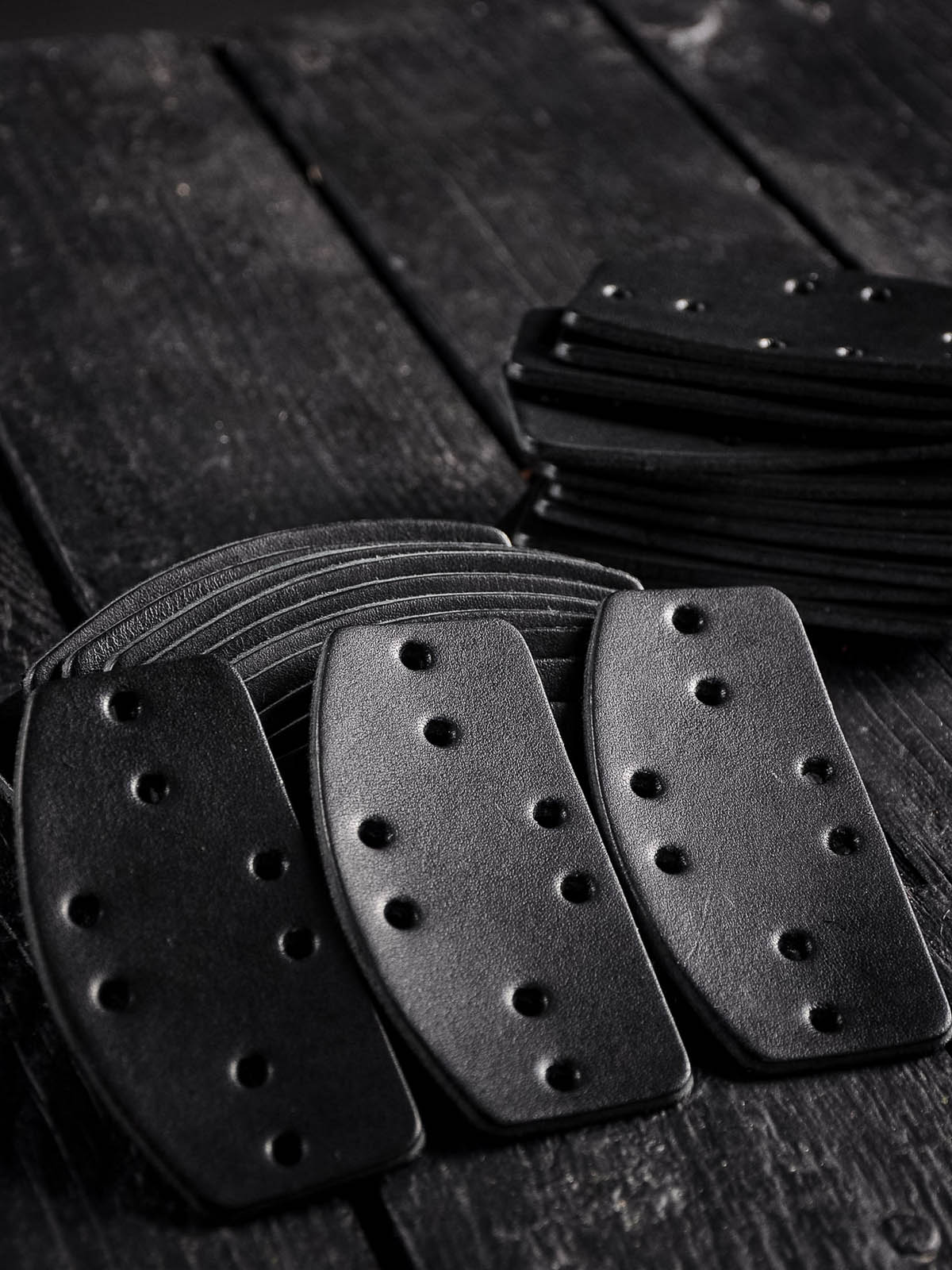 Leather lamellar plates (100 plates in set)